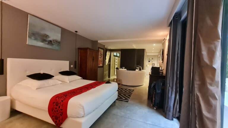 BE LOFT bnb pool and spa - Photo 2