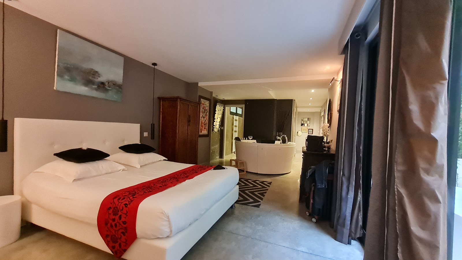 BE LOFT bnb pool and spa - Photo 2
