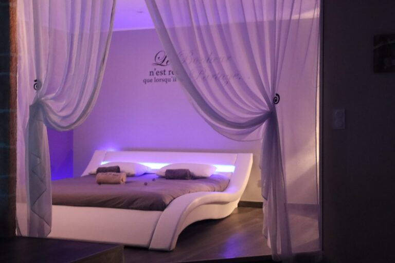 Bulle de Rêve, Suite de charme avec jacuzzi privatif… - Photo 2