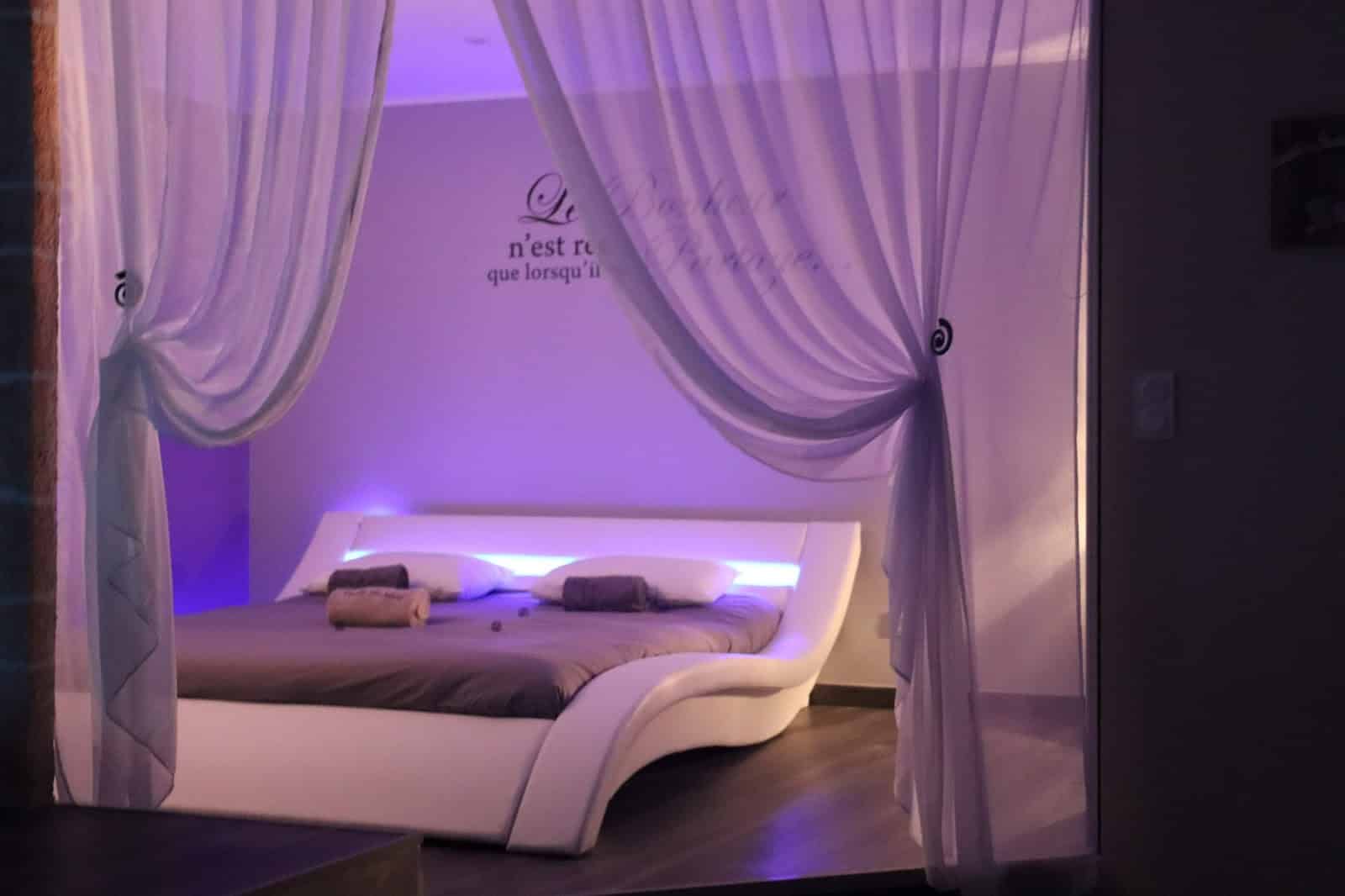 Bulle de Rêve, Suite de charme avec jacuzzi privatif… - Photo 2