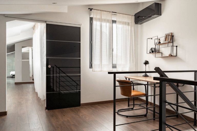 BULLES & SPA : Loft 2 Suites avec Jacuzzi, Sauna et Salle de Massage Privatifs à Blagnac, proche Toulouse - Photo 4
