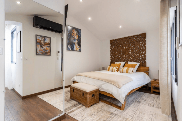 BULLES & SPA : Loft 2 Suites avec Jacuzzi, Sauna et Salle de Massage Privatifs à Blagnac, proche Toulouse - Photo 5