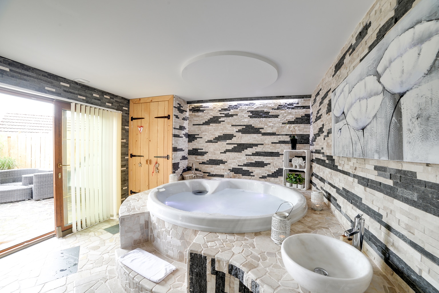 Domaine du Haut Jardin · Hotel Spa & Chalets Jacuzzi Privé, Vosges, Alsace - Photo 4