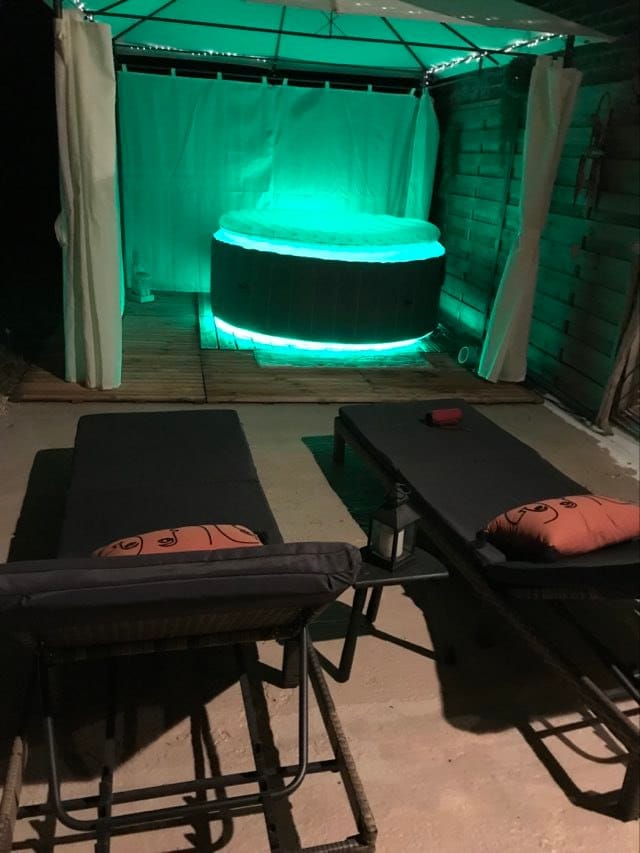 EDEN: logements insolites avec soins bien-être (jacuzzi, sauna , massages) et sylvothérapie avec coach respiration. - Photo 6