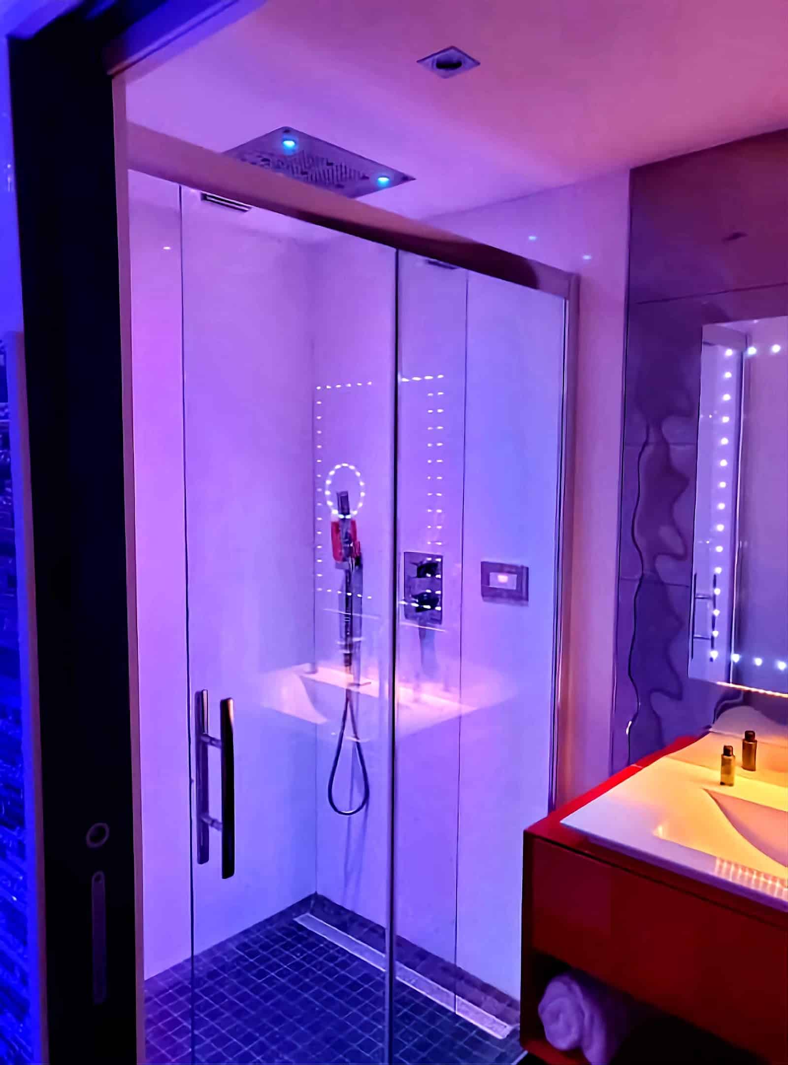 Glam&rsquo;appart Spa: Appartement privatif avec jacuzzi séjour romantique (Dijon, Bourgogne) - Photo 5