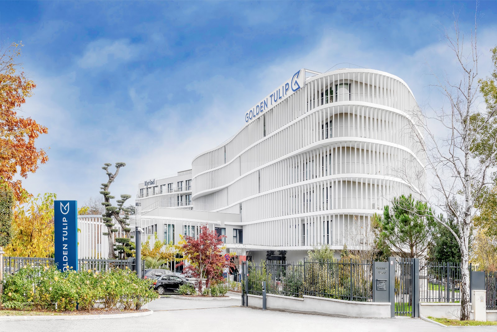 GOLDEN TULIP LYON OUEST – HOTEL & SPA - Photo 1