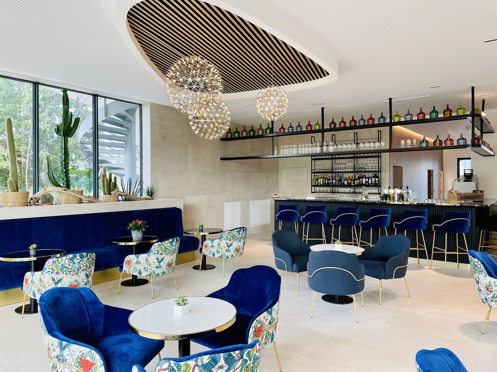 GOLDEN TULIP LYON OUEST – HOTEL & SPA - Photo 6