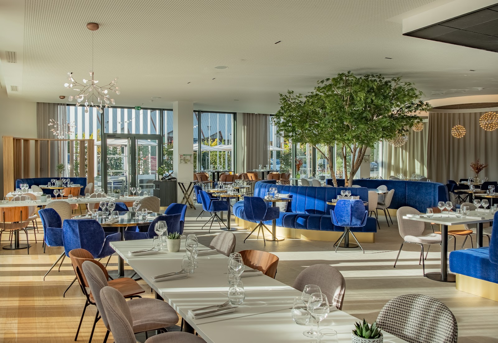 GOLDEN TULIP LYON OUEST – HOTEL & SPA - Photo 5