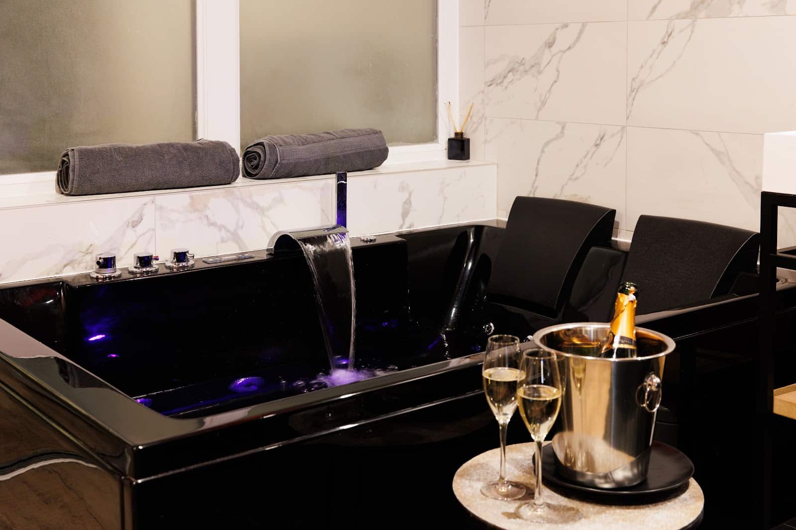 Just For Us – Suite Orion – Love room Marseille - Photo 5