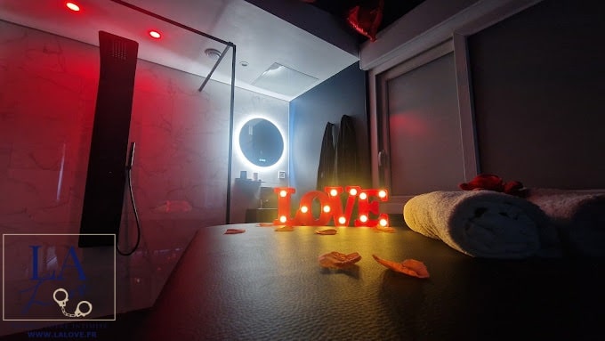 La Love – Love room Marseille - Photo 2
