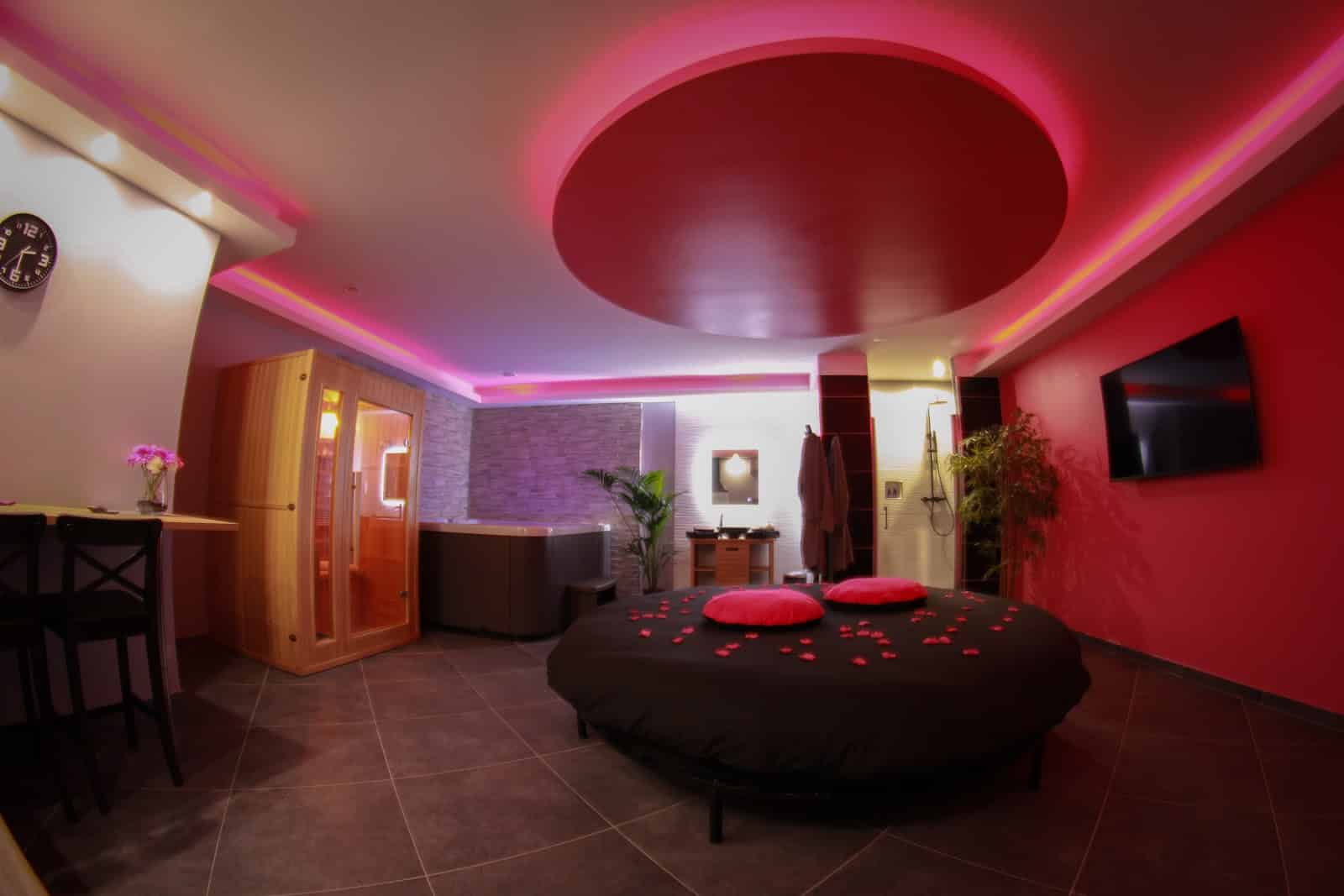 La Nuit VIP – Love Room - Photo 6