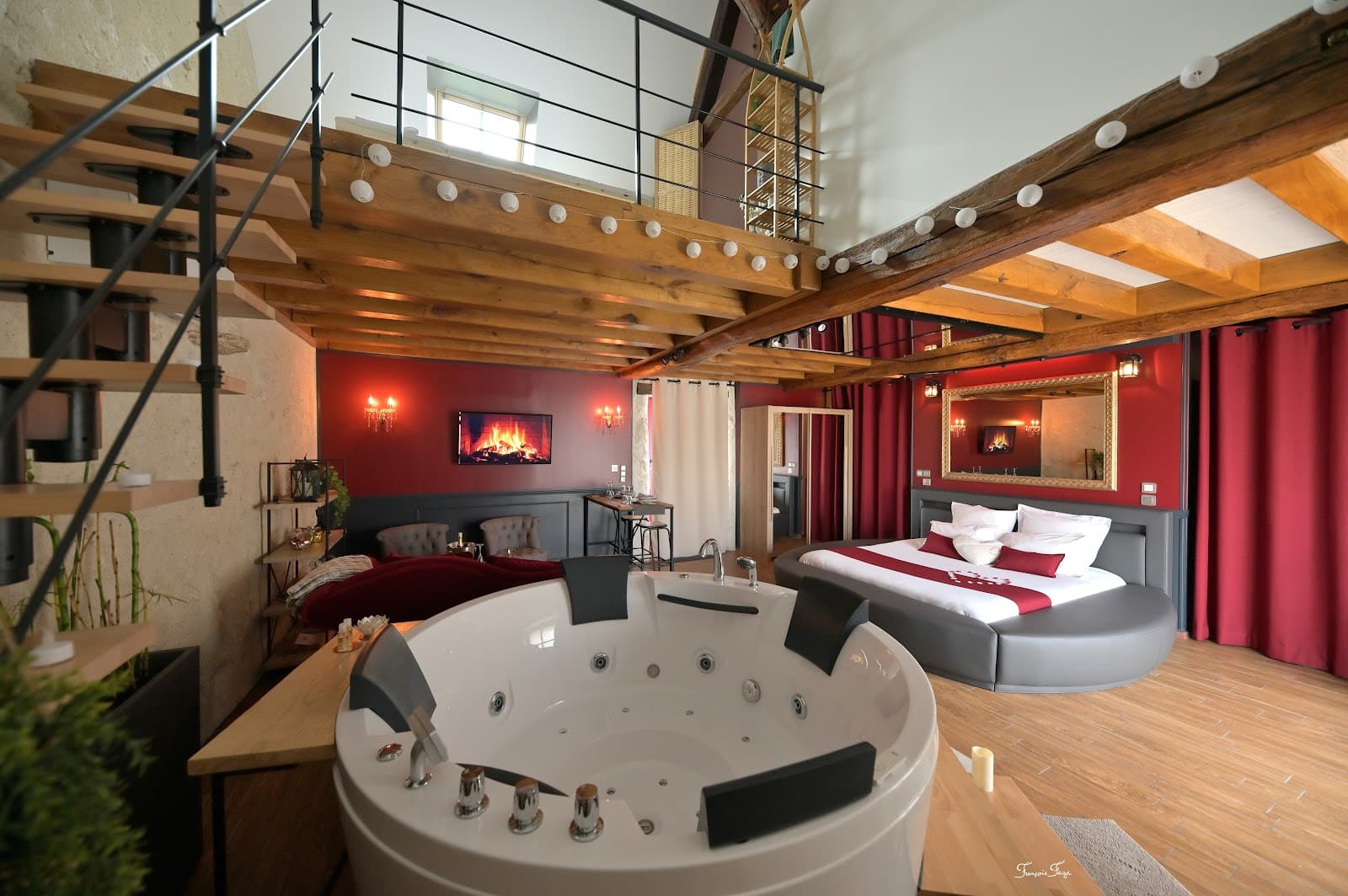 Le Boudoir de Nana – Love Room proche de Tours en Indre-et-Loire (37) - Photo 3