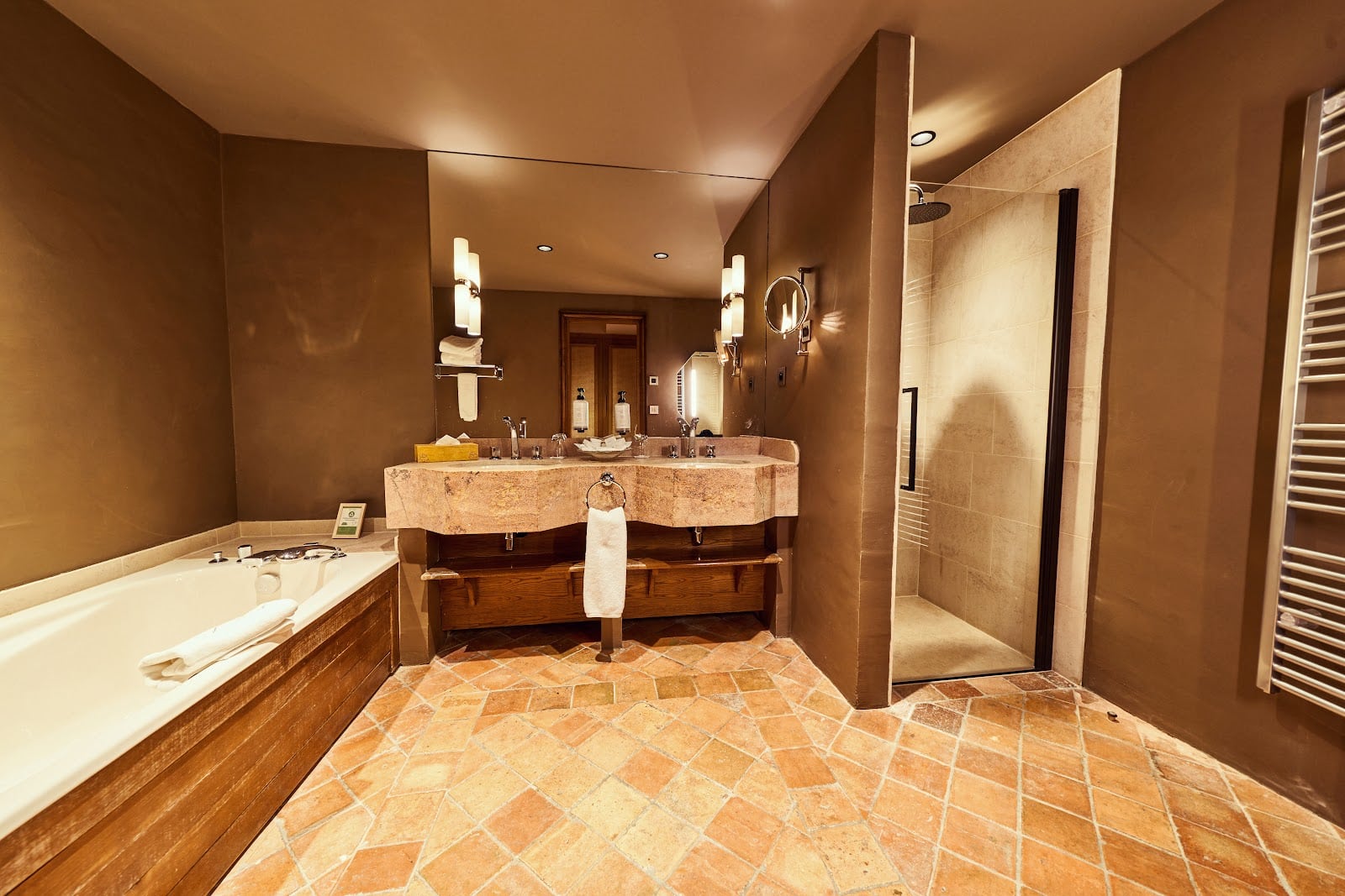 Le Relais Bernard Loiseau – hôtel Relais & Châteaux 5 étoiles - Photo 4
