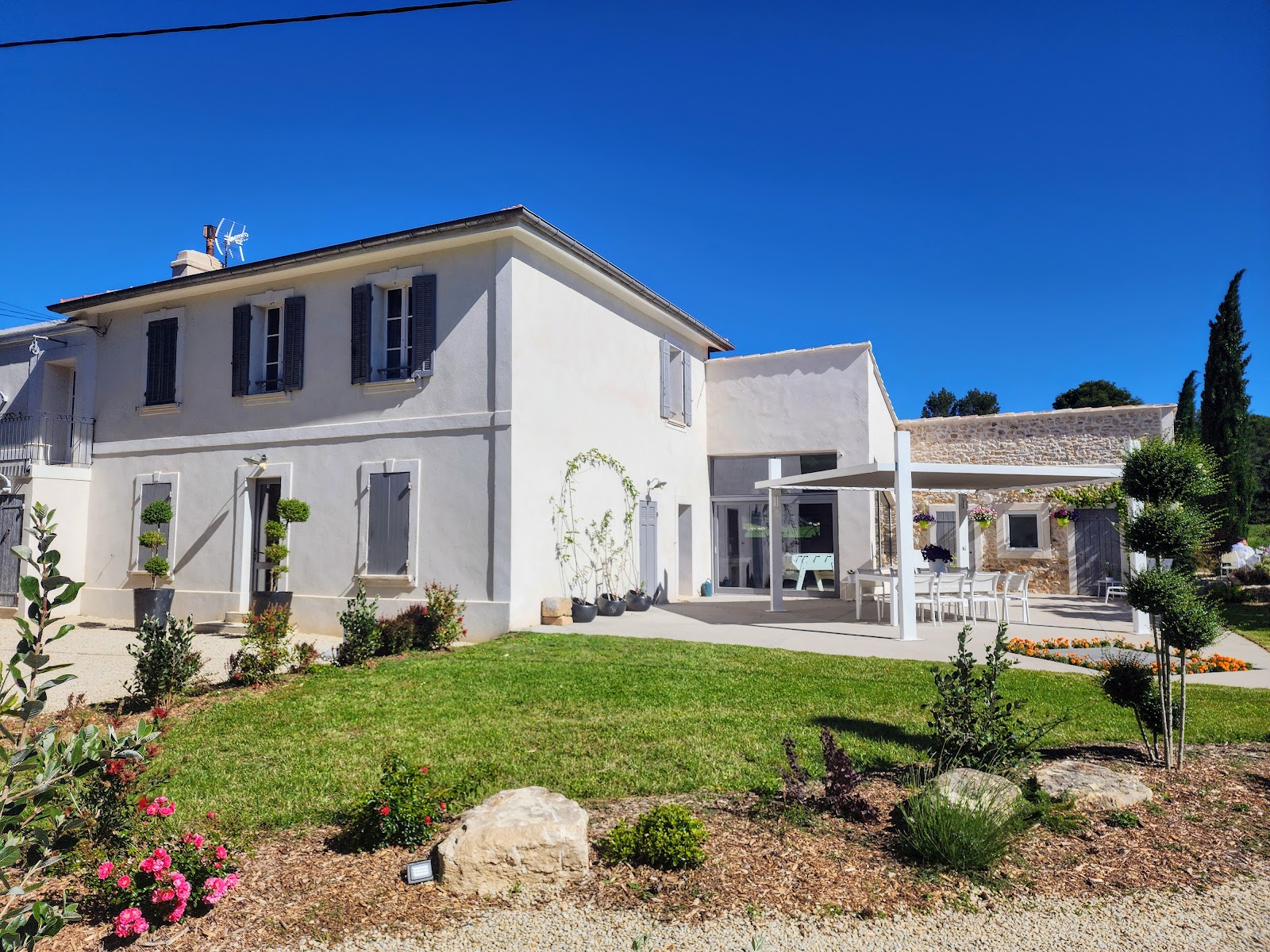 Les Chambres Romantiques ~ Jacuzzi SPA privatif ~ Aix en Provence par La Bastide de Damien - Photo 1