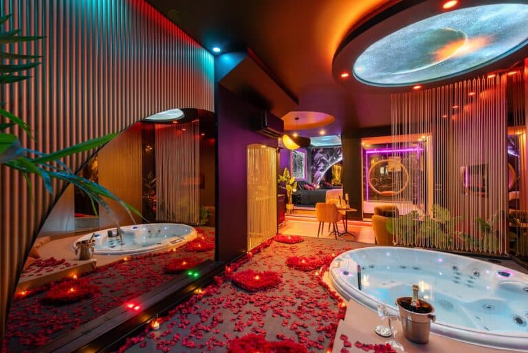 L&rsquo;Insolite Spa Privatif : Love Room avec spa privatif, Love hôtel, séjour ou week-end romantique, à Toulouse et Albi - Photo 3