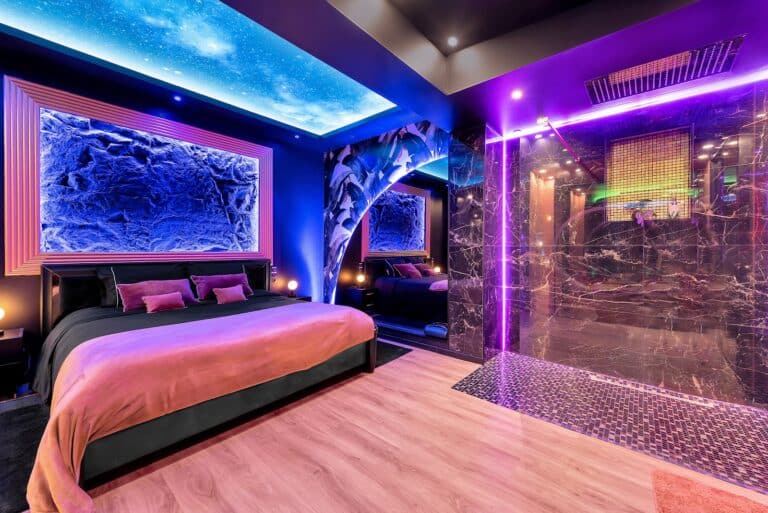 L&rsquo;Insolite Spa Privatif : Love Room avec spa privatif, Love hôtel, séjour ou week-end romantique, à Toulouse et Albi - Photo 4