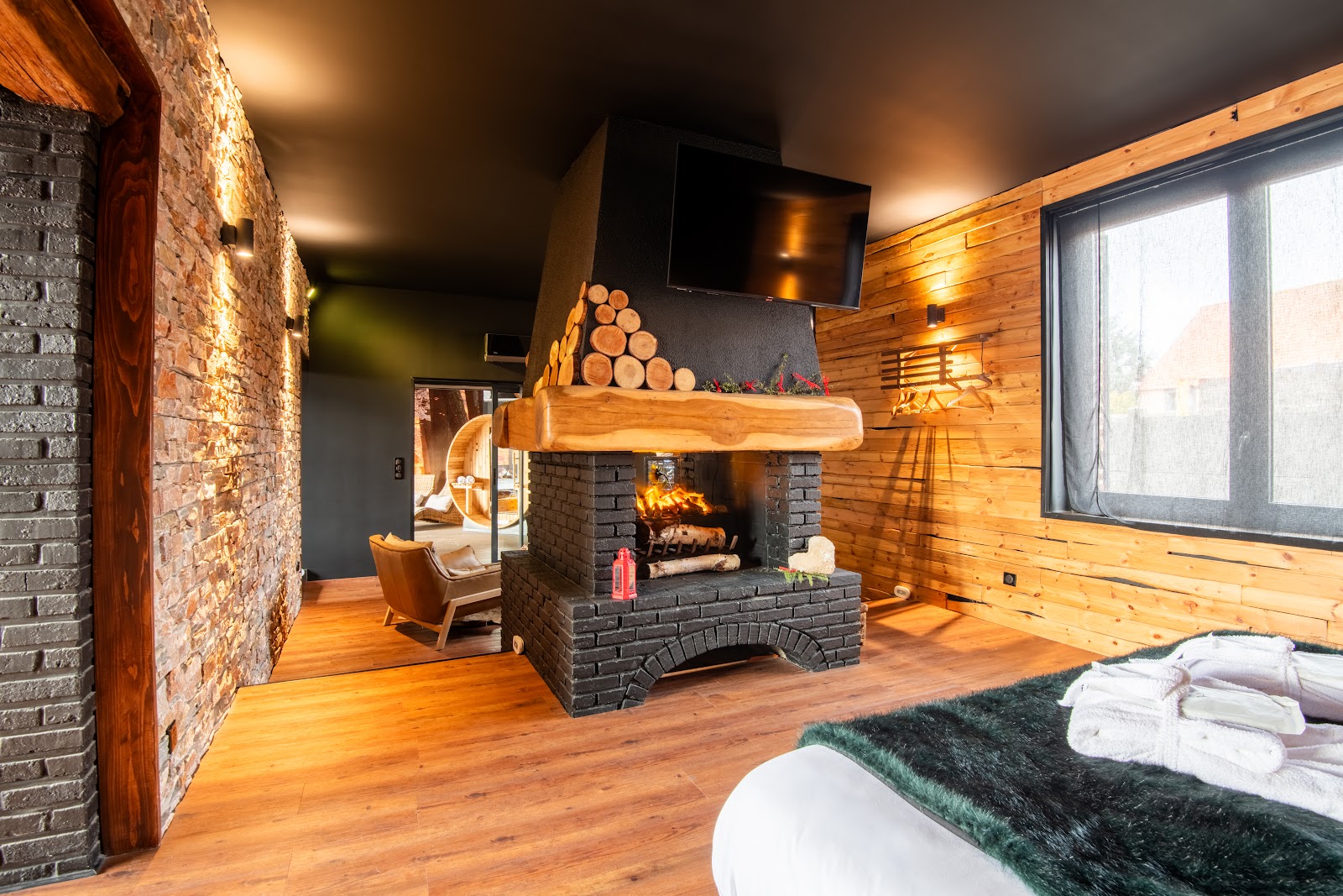 L&rsquo;Odyssée Inattendue, gîte suite et spa - Photo 1