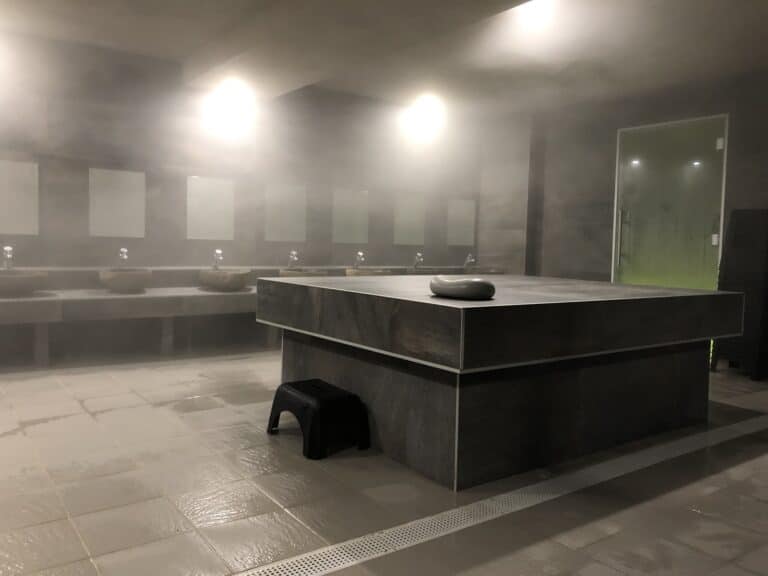 Luxury Spa - Photo 4