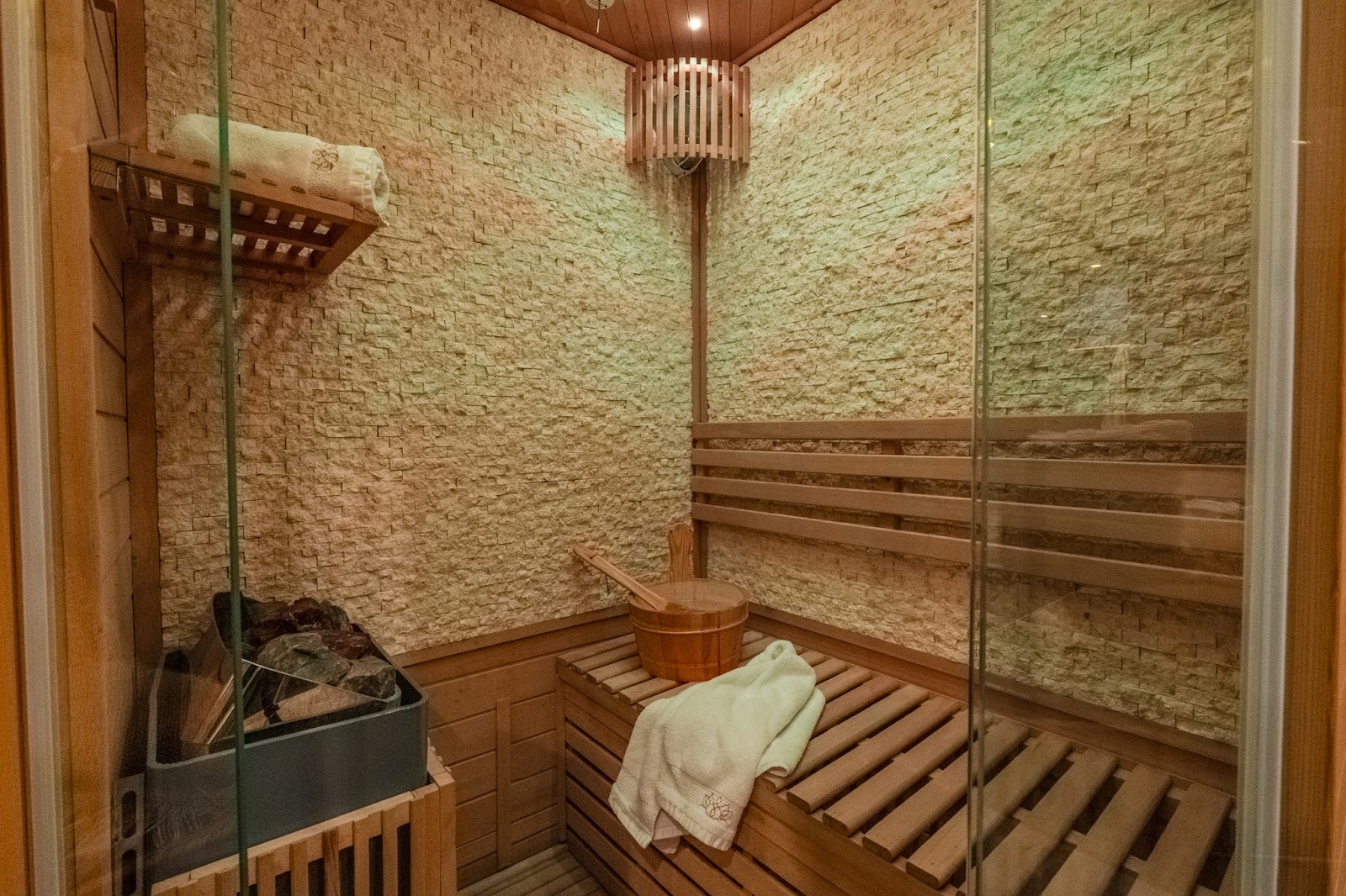 PANDORA SPA - Photo 4