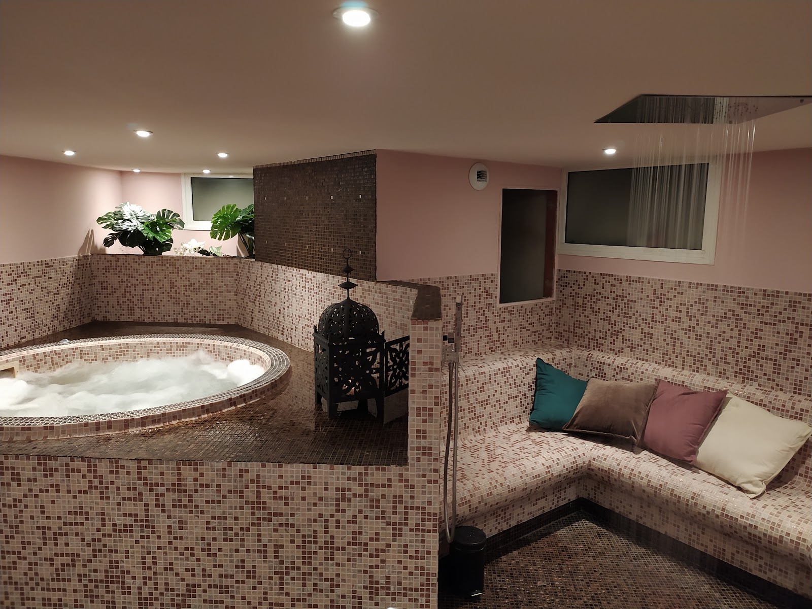 Royal Spa - Photo 2