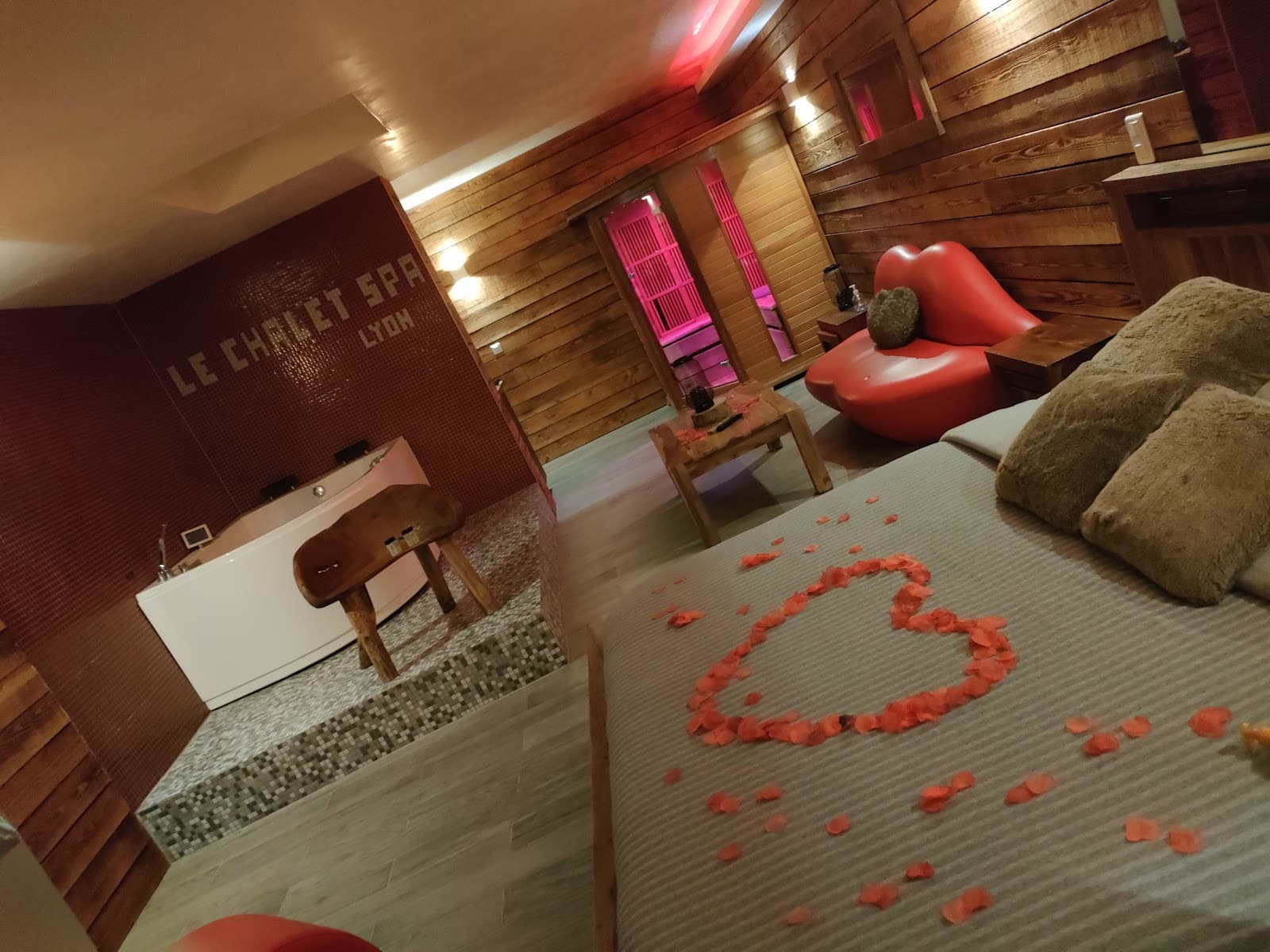 Secret Room – Le Secret Chalet Lyon – By Nuit et Spa - Photo 2