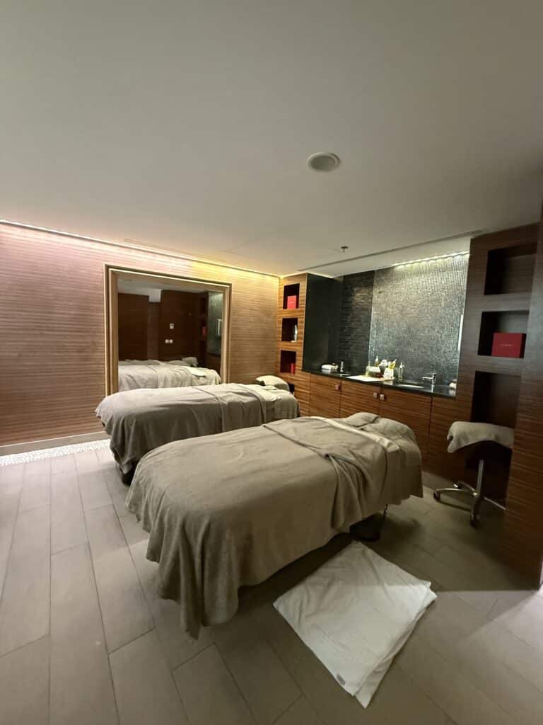 Spa by Clarins – InterContinental Hôtel Dieu - Photo 4