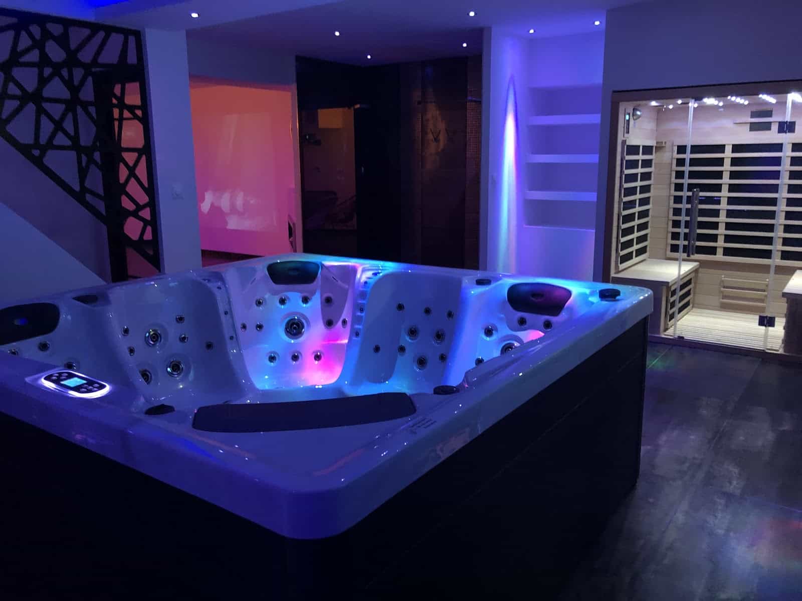 Spalace : Chambres d’hôtes luxe avec sauna/jacuzzi, Love Room week-end en amoureux, proche Lille, Nord, Hauts-de-France - Photo 2