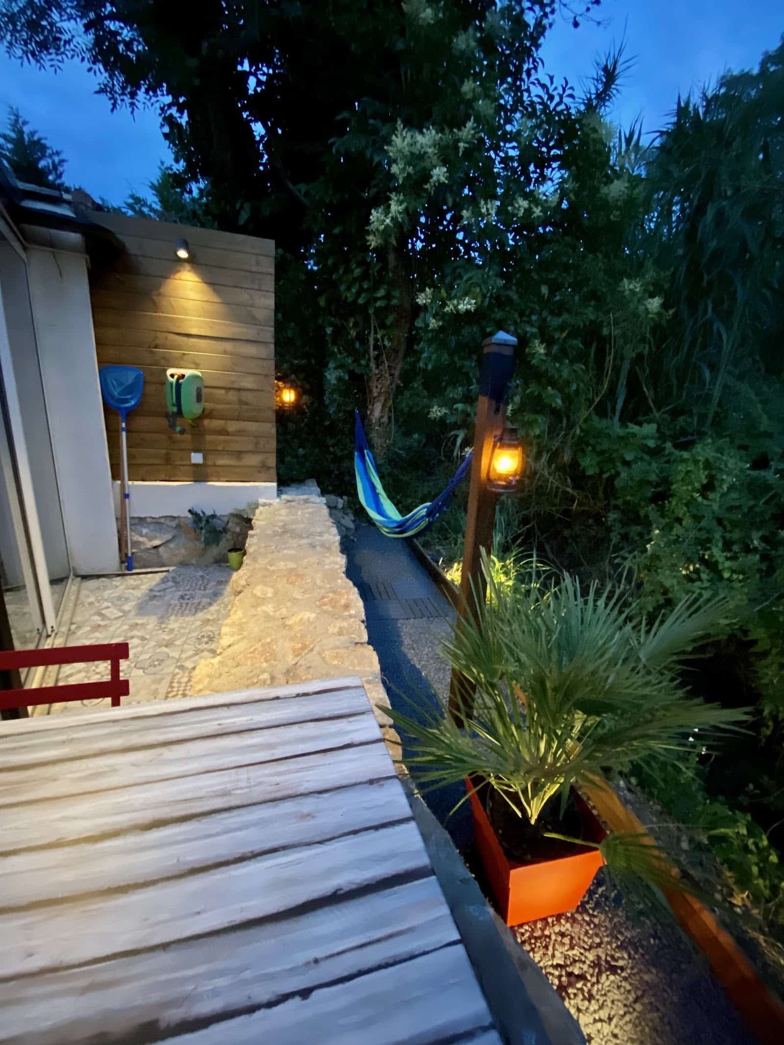 SUITE PHANTASTICA chambre avec Jacuzzi privatif aux pennes mirabeau - Photo 1
