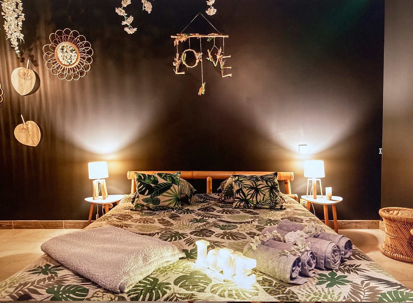 Sweet dreams jacuzzi- hôtel avec spa privatif - Photo 2