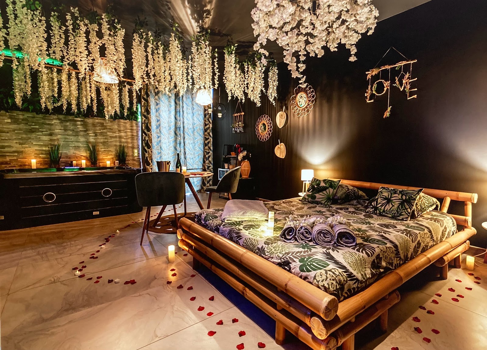 Sweet dreams jacuzzi- hôtel avec spa privatif - Photo 5
