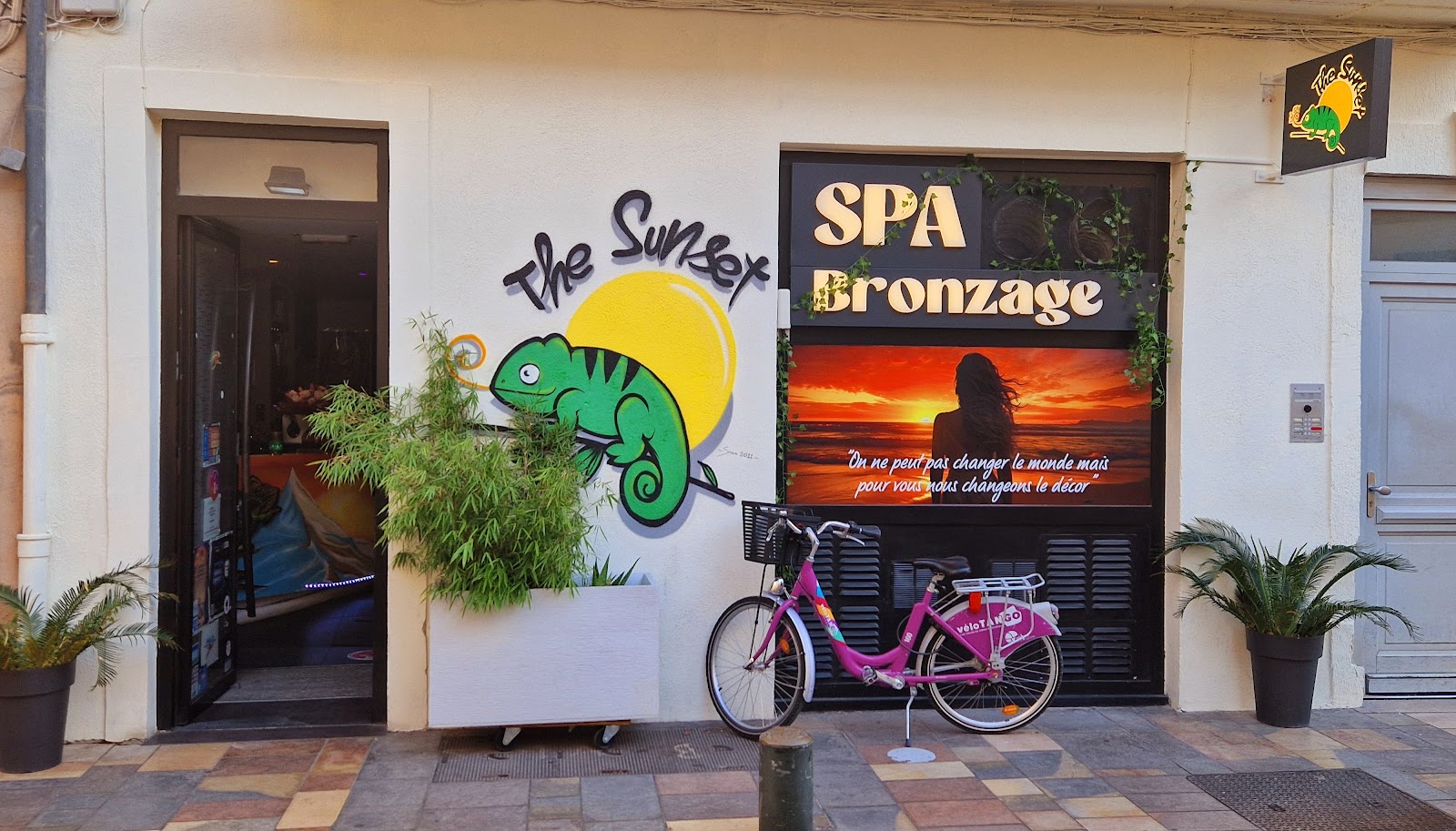 The Sunset -Centre de Bronzage, Luminothérapie & SPA- - Photo 4
