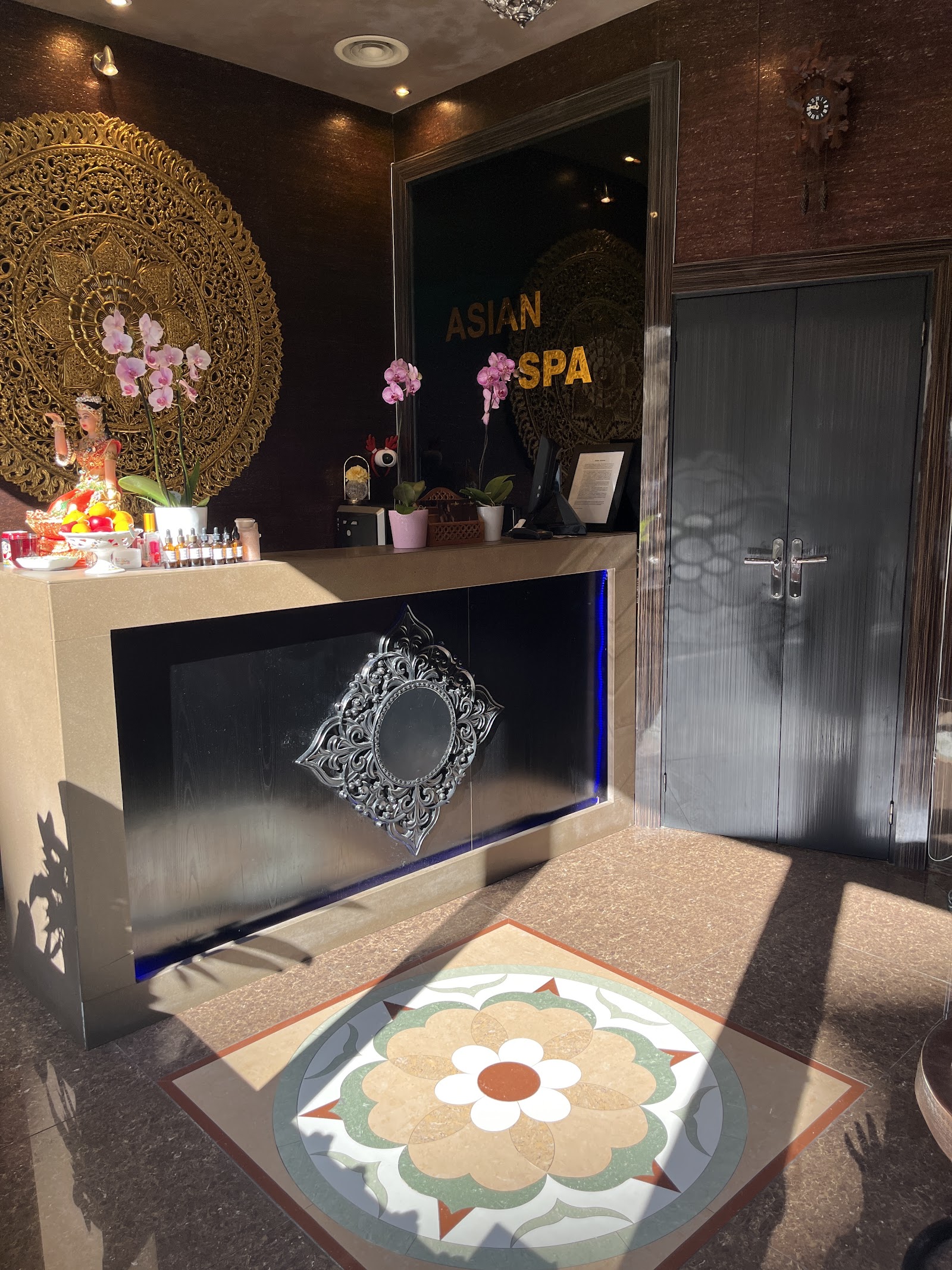 Asian Spa - Photo 1