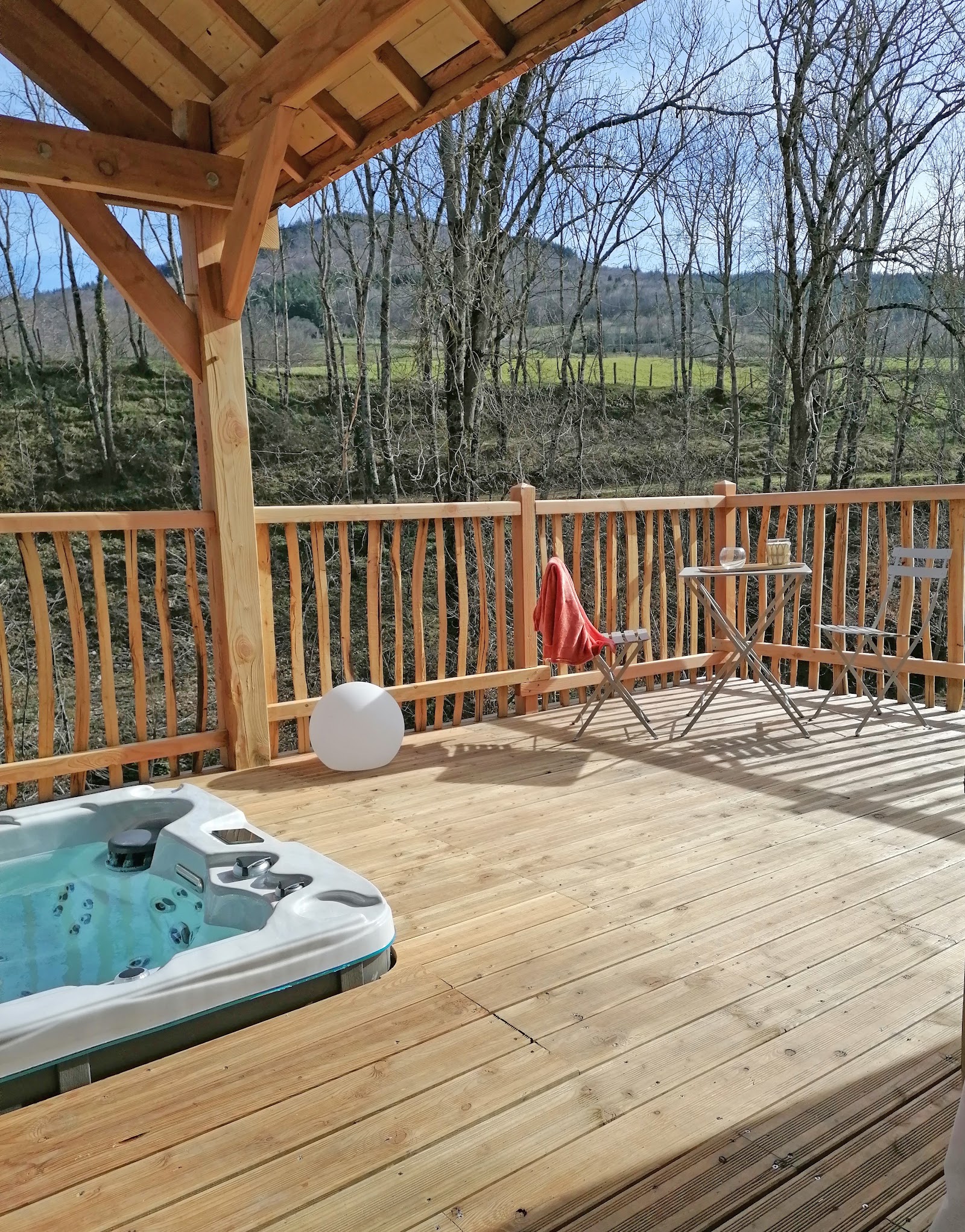 Cabanes Suspendues – SPA et Sauna privatifs - Photo 3