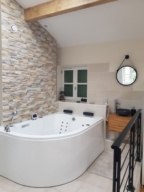 Chambre d&rsquo;hôtes avec jacuzzi privatif Drôme Valence – Tendre Evasion - Photo 3