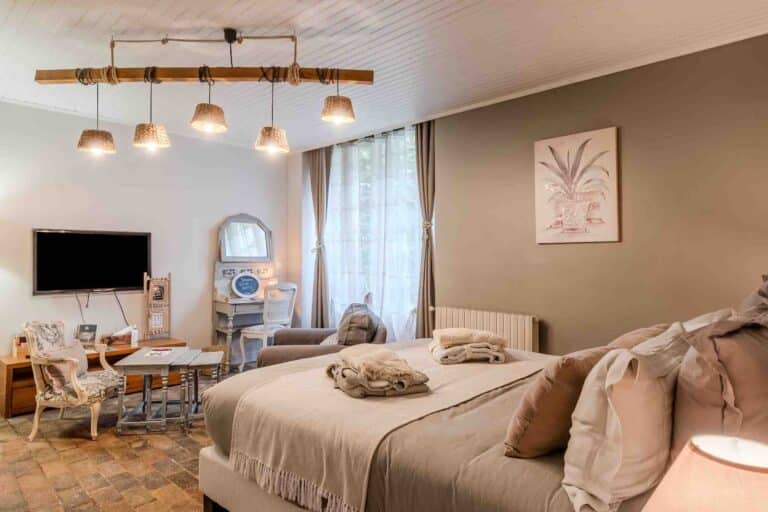 Chambres D’hôtes de charme Essonne Evry | Marquise Barbot Maison d&rsquo;hôtes Evry - Photo 2