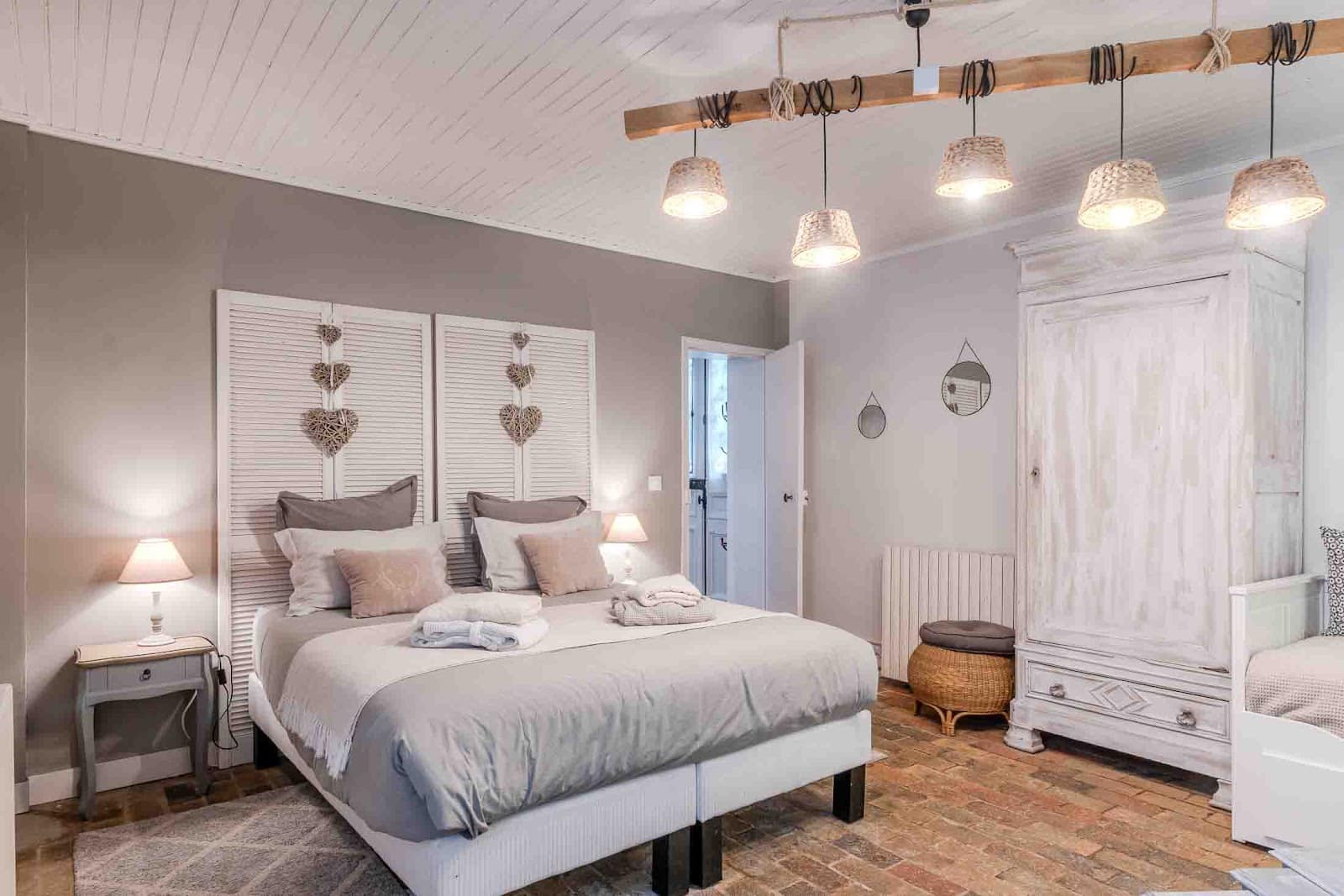 Chambres D’hôtes de charme Essonne Evry | Marquise Barbot Maison d&rsquo;hôtes Evry - Photo 6