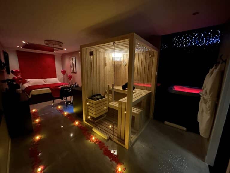ELEGANCE & SPA - Photo 3