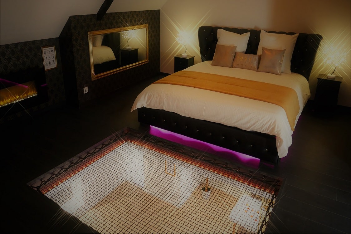 Harmonie Gîte et Spa :Love room avec spa, séjour romantique, week end en amoureux, proche Dinard, côte d&rsquo;Armor, Bretagne - Photo 1