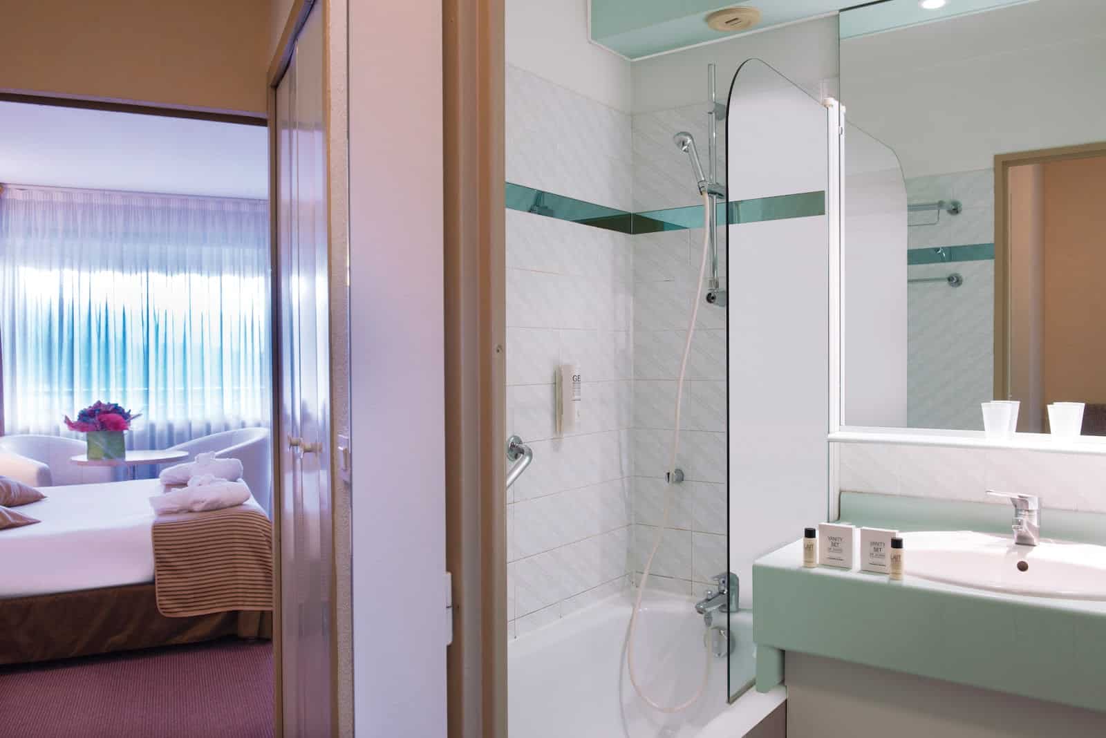 Hôtel 3 étoiles Villa Marlioz – Aix les Bains – Vacances Bleues - Photo 4