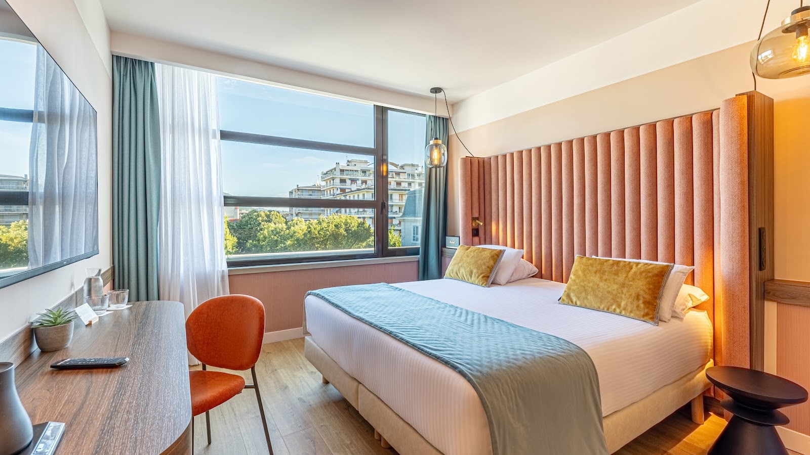Hôtel Le Riviera - Photo 2