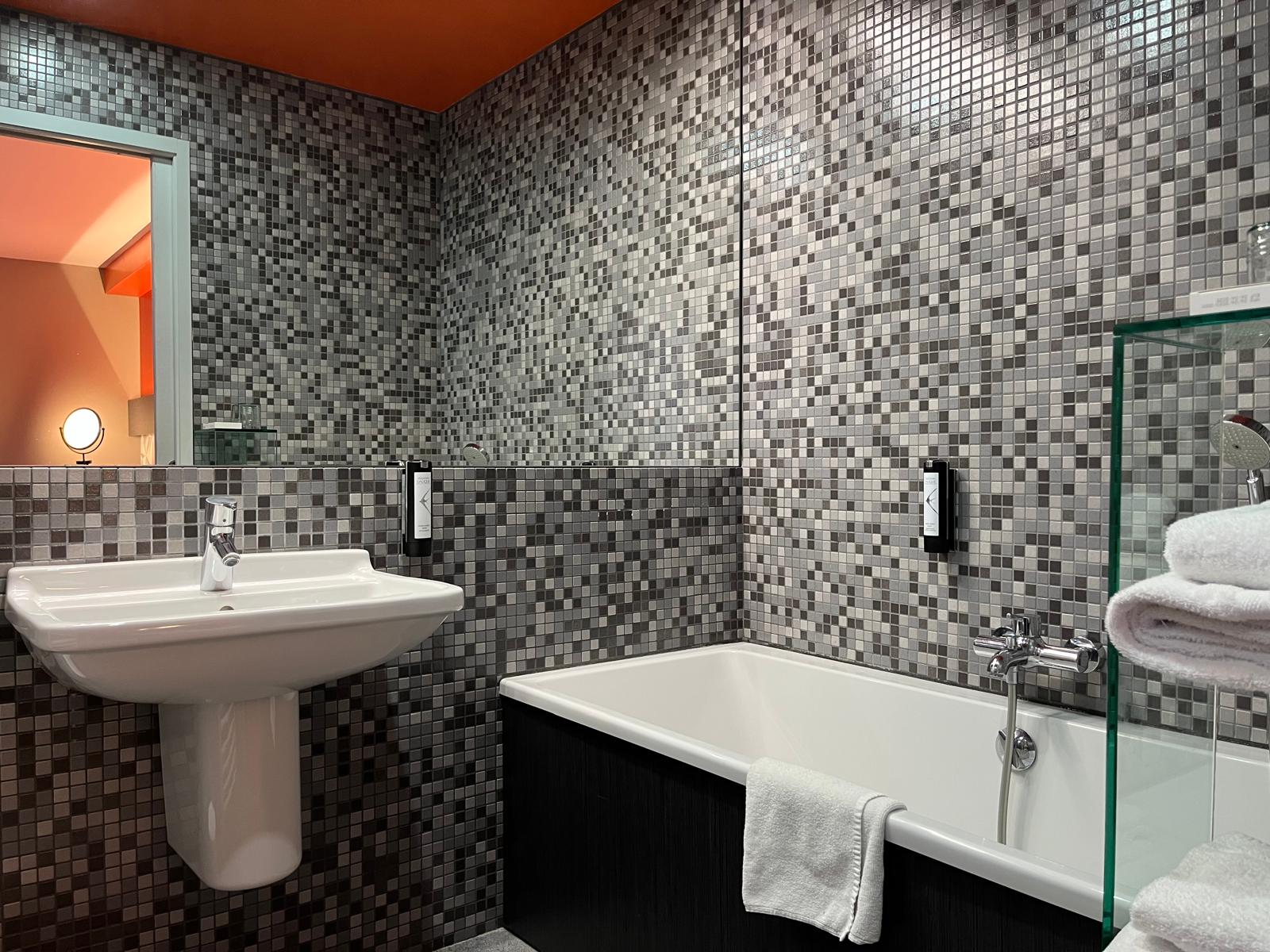 Hôtel & SPA Le Renard - Photo 4
