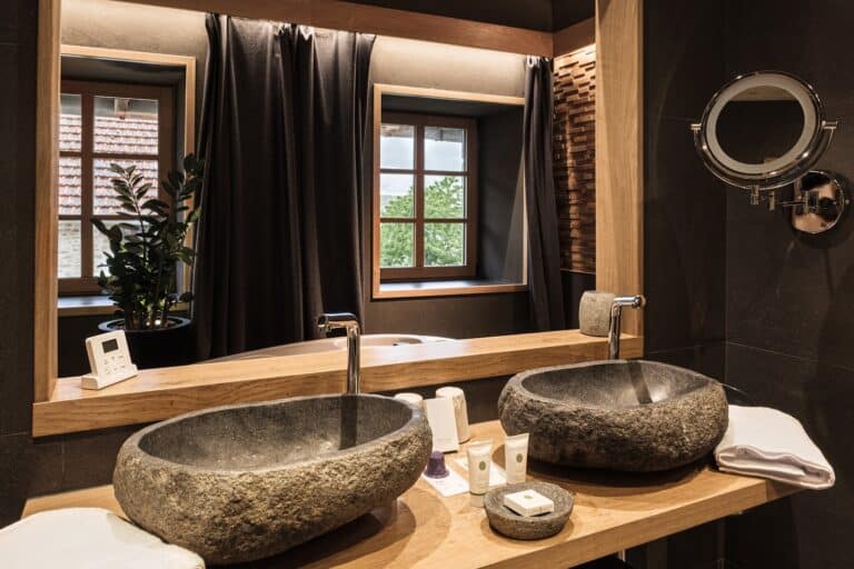 La Suite des Prés Verts | Week-end Romantique avec Spa Privatif Intérieur - Photo 4