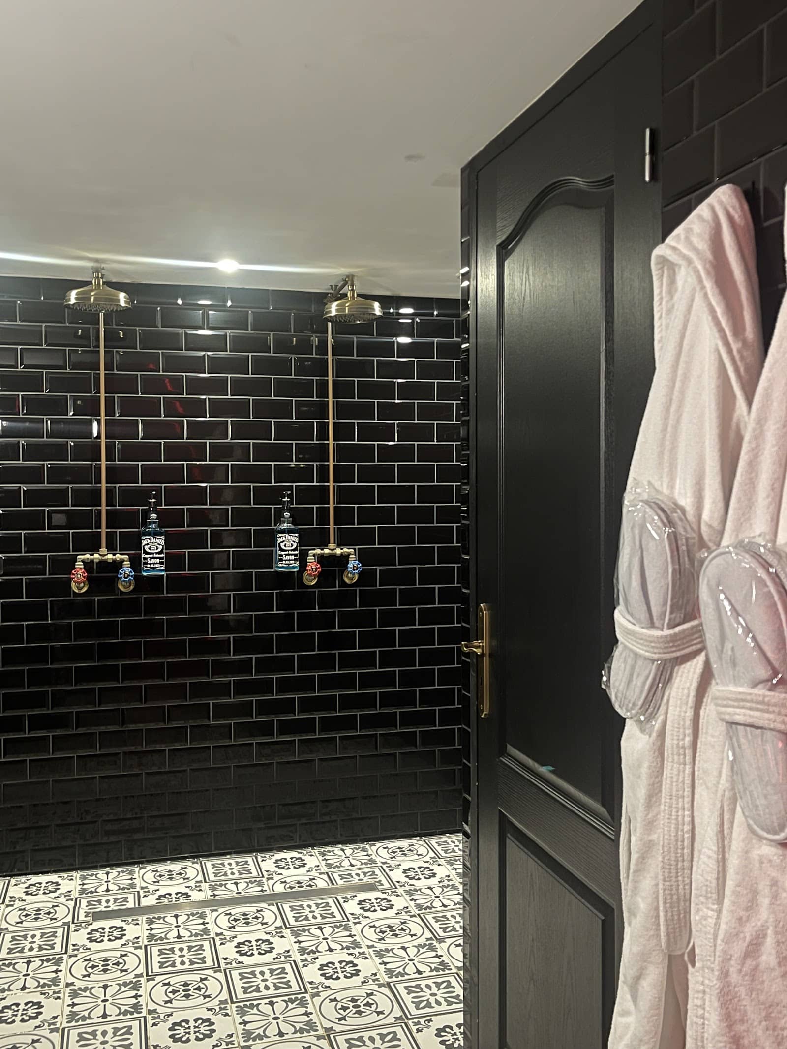 Lappart-salonais – love room & spa salon-de-provence - Photo 2