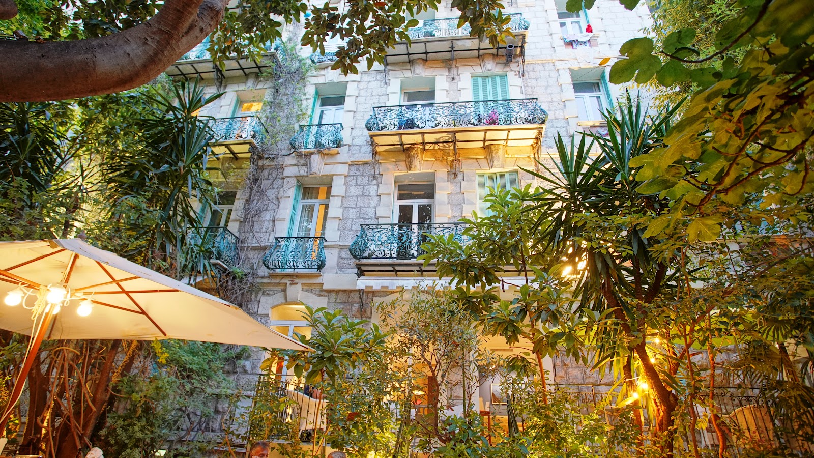 Le Windsor Jungle Art Hotel - Photo 1