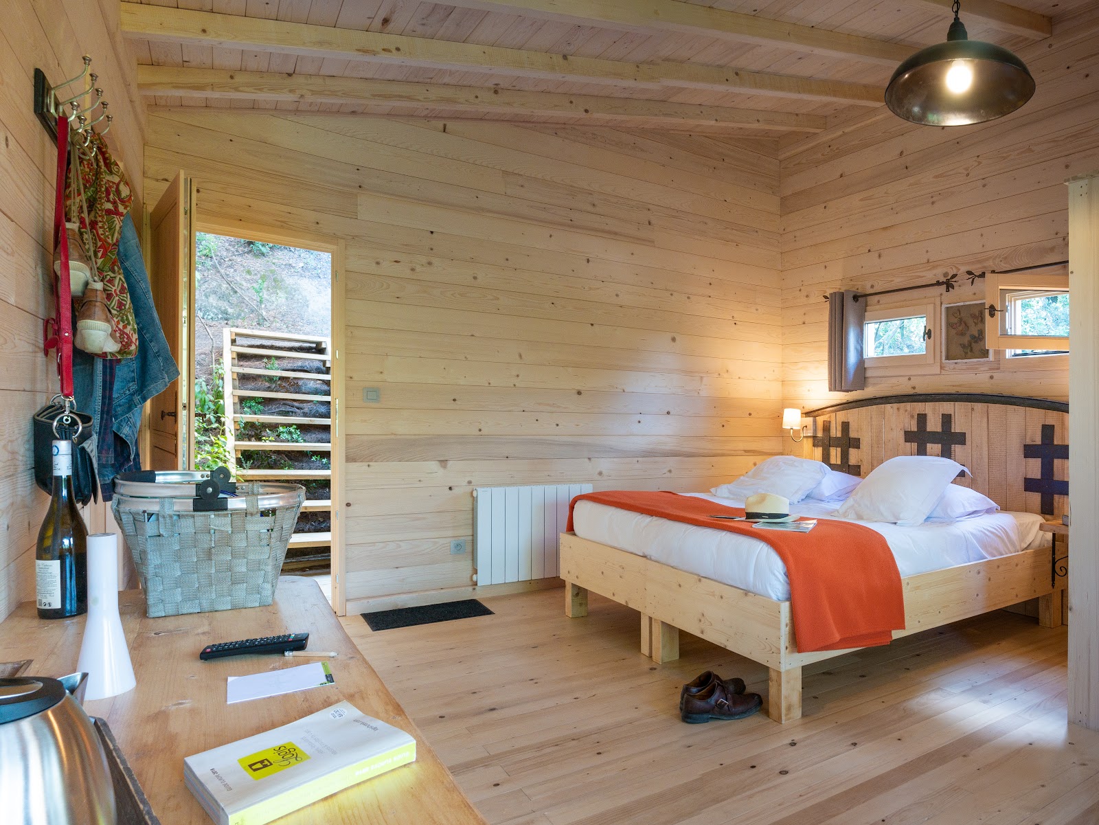 Les Cabanes dans les Bois- Logis Hôtel et Séminaires - Photo 2