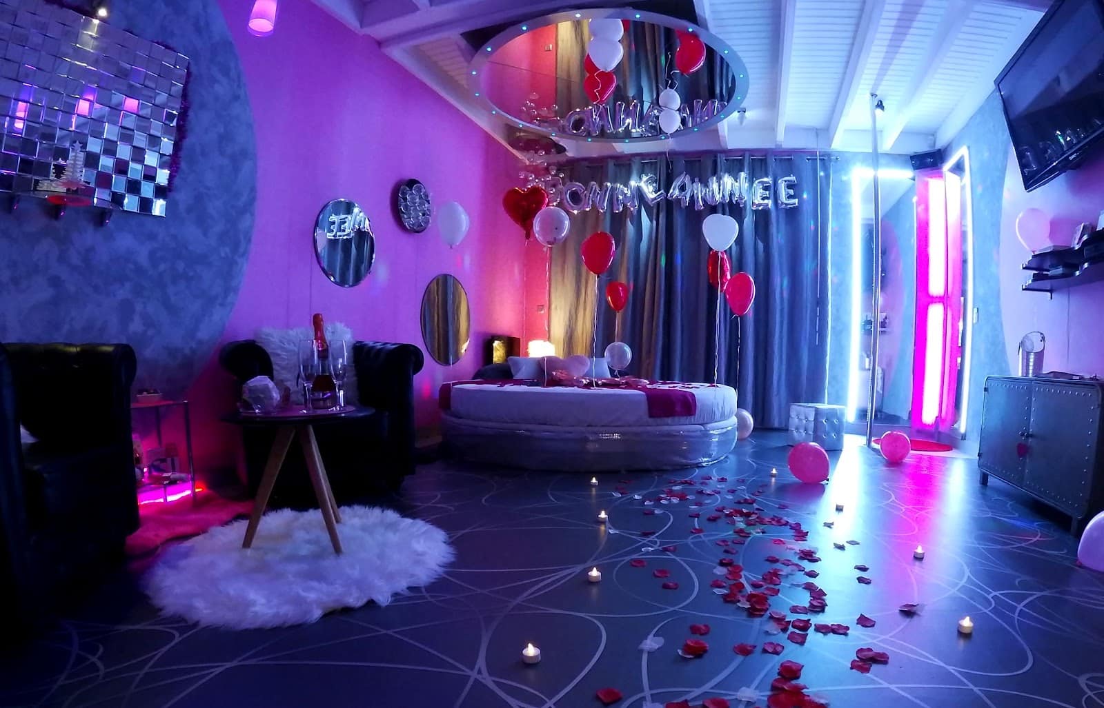 LOVE Garden - Photo 4