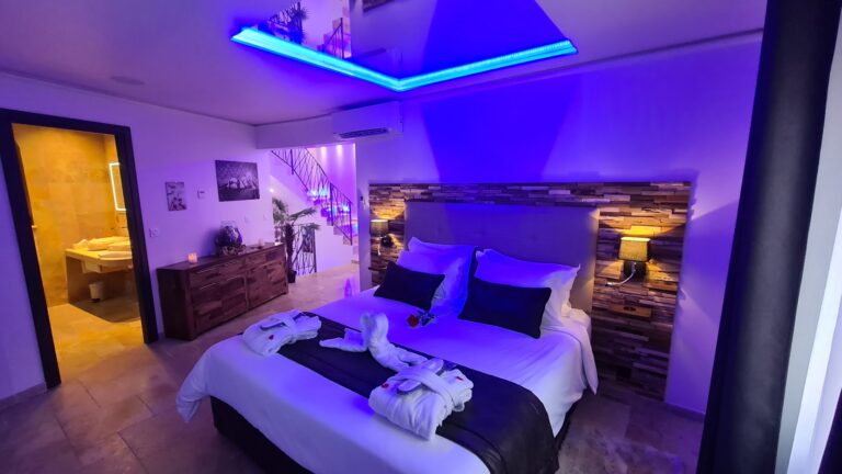 Loveroom La Garçonn’Hyères - Photo 2