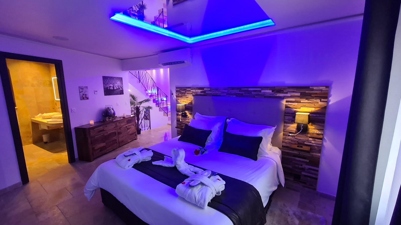 Loveroom La Garçonn’Hyères - Photo 2