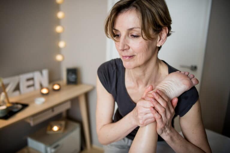Massage by Nathalie, massages de relaxation, Suédosportif®, prénatal, postnatal, Rebozo, soins visage Kobido et Facesculpting - Photo 4