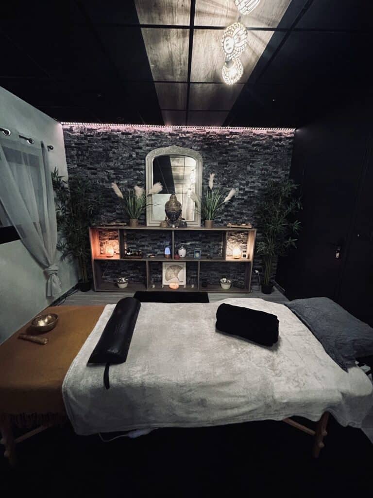 Massages & soins énergétiques – Soins Samāna. - Photo 4